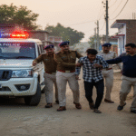 देवरिया: कुर्मीपट्टी चाकूबाजी कांड का मुख्य आरोपी गिरफ्तार, तीन फरार आरोपियों की तलाश जारी