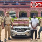 देवरिया में अवैध शराब तस्करी का भंडाफोड़, लग्जरी कार से 117 लीटर देशी शराब जब्त