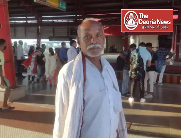 Deoria road accident