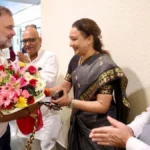 रायबरेली पहुंचे राहुल गांधी, कार्यकर्ताओं ने ‘वोट चोर गद्दी छोड़’ के नारे लगाकर किया स्वागत