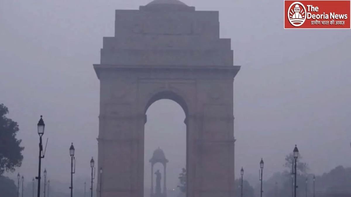 Air becomes poisonous continuously in Delhi