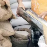 देवरिया: तीन भाइयों पर कोटे की दुकान में धांधली और 14 परिजन के नाम पर अंत्योदय कार्ड बनवाने का आरोप, 16 लोगों पर केस दर्ज