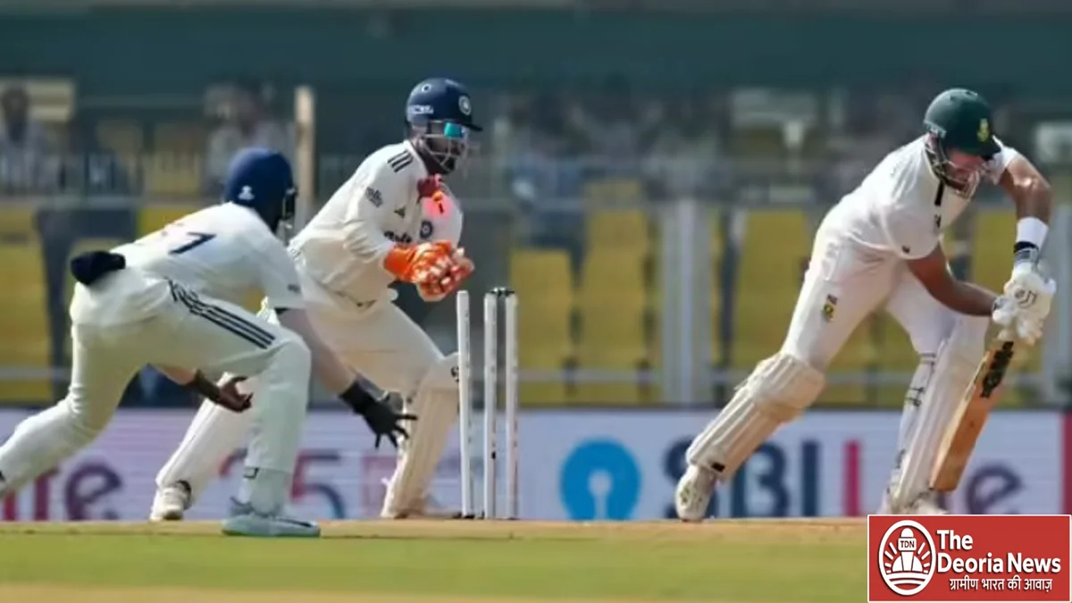 Bold on Jadeja's lethal ball.