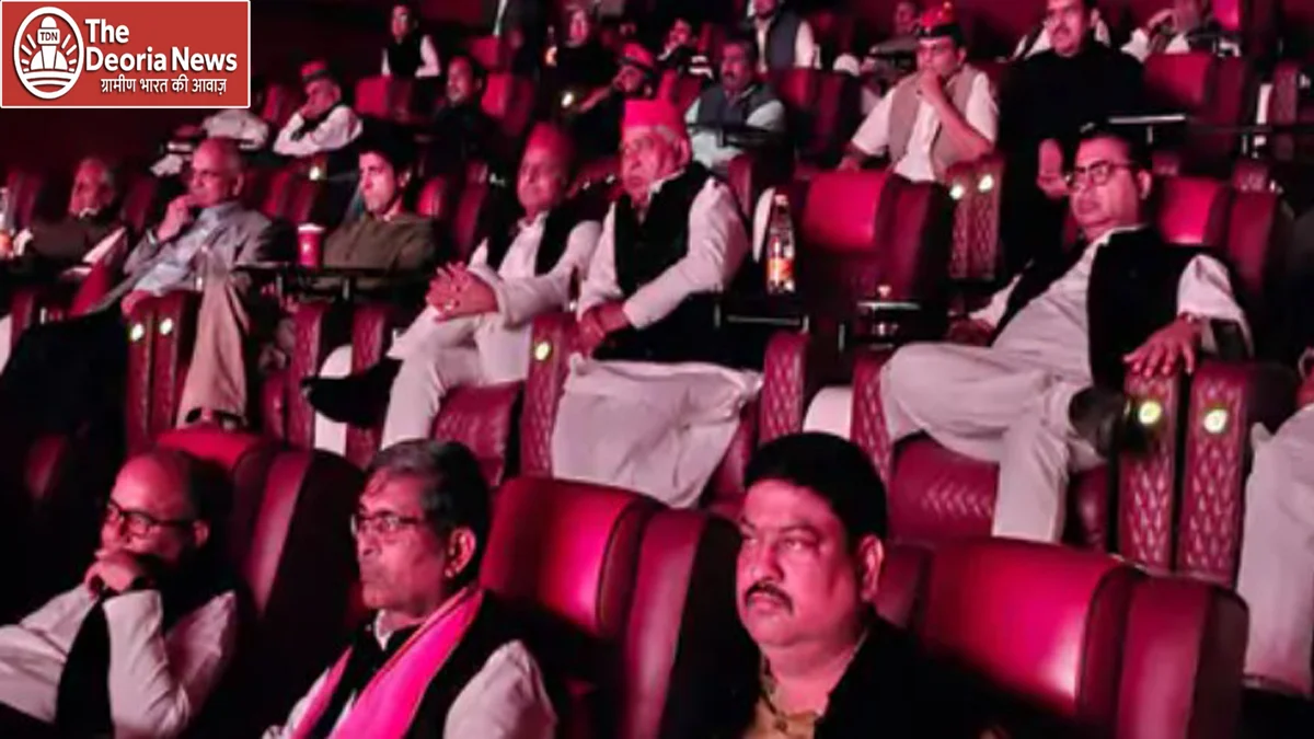 Akhilesh Yadav watched '120 Bahadur'