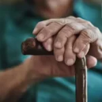 यूपी में बुजुर्गों को बड़ी राहत: बिना आवेदन अपने आप मिलेगी वृद्धावस्था पेंशन, खाते में आएंगे 1000 रुपये