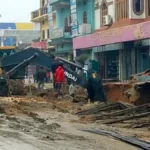 देवरिया: बड़े नाले के निर्माण में लापरवाही, सुरक्षा इंतजाम न होने से राहगीरों की बढ़ी परेशानी