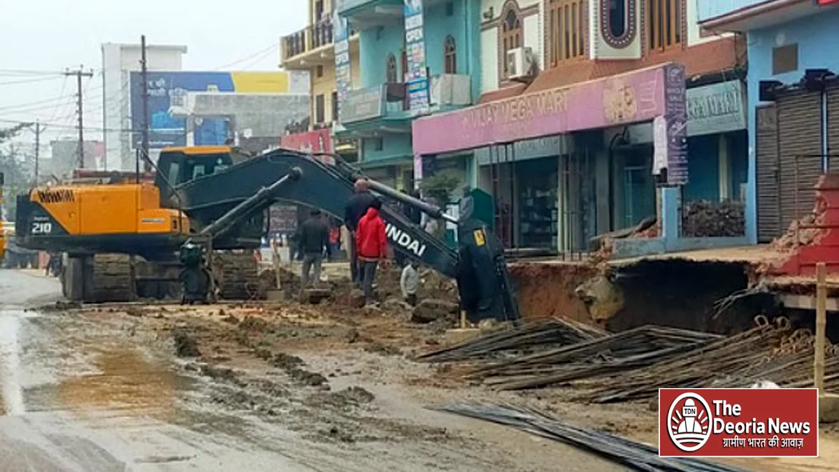 Deoria Negligence in construction of big drain,