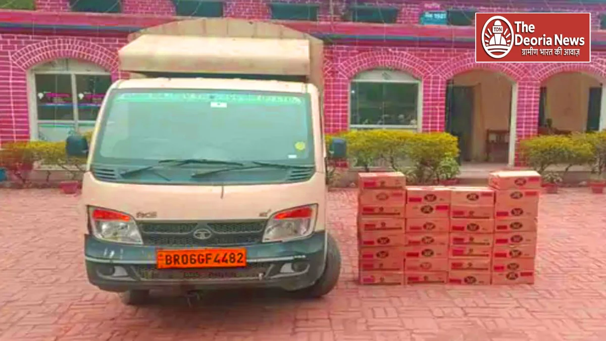 Illegal liquor smuggling in Deoria