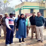बघौचघाट : मुसहर बस्ती से पुरानी बाजार तक पहुँची प्रशासन की नजर, एसडीएम ने योजनाओं और जलनिकासी का लिया जायजा
