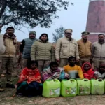 देवरिया : बघौचघाट में अवैध कच्ची शराब पर बड़ी कार्रवाई, 90 लीटर शराब बरामद, 6 गिरफ्तार