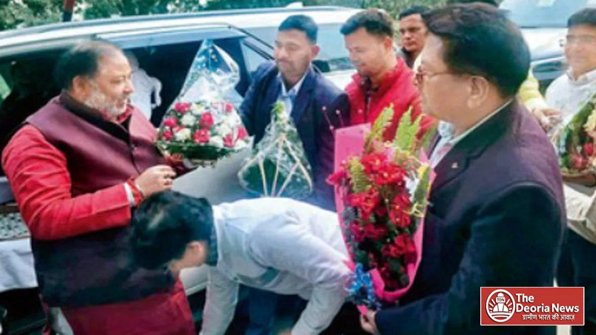 Minister in charge Dayashankar Singh