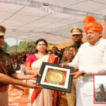 देवरिया पुलिस लाइन में गणतंत्र दिवस की भव्य परेड, कैबिनेट मंत्री सूर्य प्रताप शाही ने ली सलामी