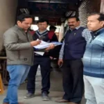 देवरिया : नियमों के उल्लंघन पर दो अवैध अल्ट्रासाउंड सेंटर सील