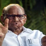 एनसीपी के दोनों गुटों के विलय पर संशय, शरद पवार मुंबई रवाना, सुनेत्रा पवार शपथ के बाद लौटीं बारामती