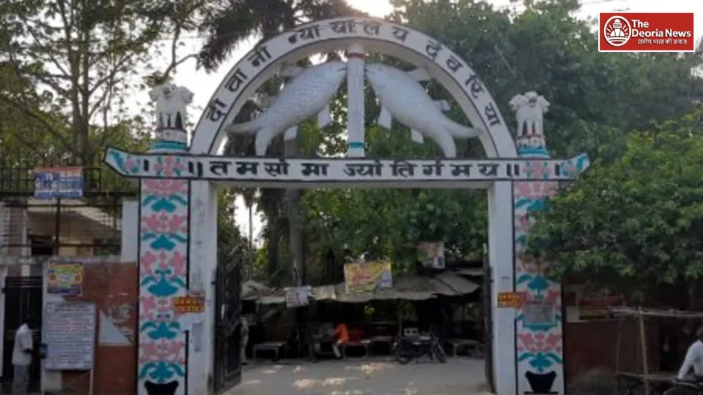 NCC cadet in moving train