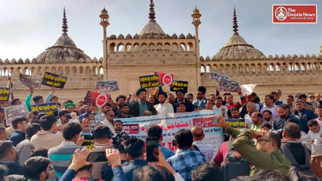 Demonstration of Shia community in Lucknow
