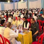 देवरिया : पोखर भिंडा में सपा नेता सद्दाम हुसैन ने रखा इफ्तार पार्टी, भाईचारे और सामाजिक एकता का दिया संदेश