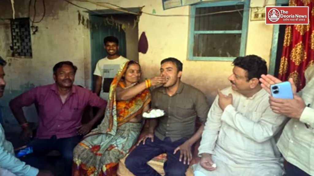 Deoria Tempo driver's son hatched the crime