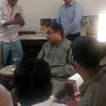 राहुल-प्रियंका ने गडकरी से की मुलाकात, उद्योग की समस्याएं उठाईं; राज्यसभा सांसदों को पीएम मोदी ने दी विदाई