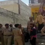 देवरिया में स्पा सेंटरों पर पुलिस की बड़ी छापेमारी, कई युवक-युवतियां हिरासत में