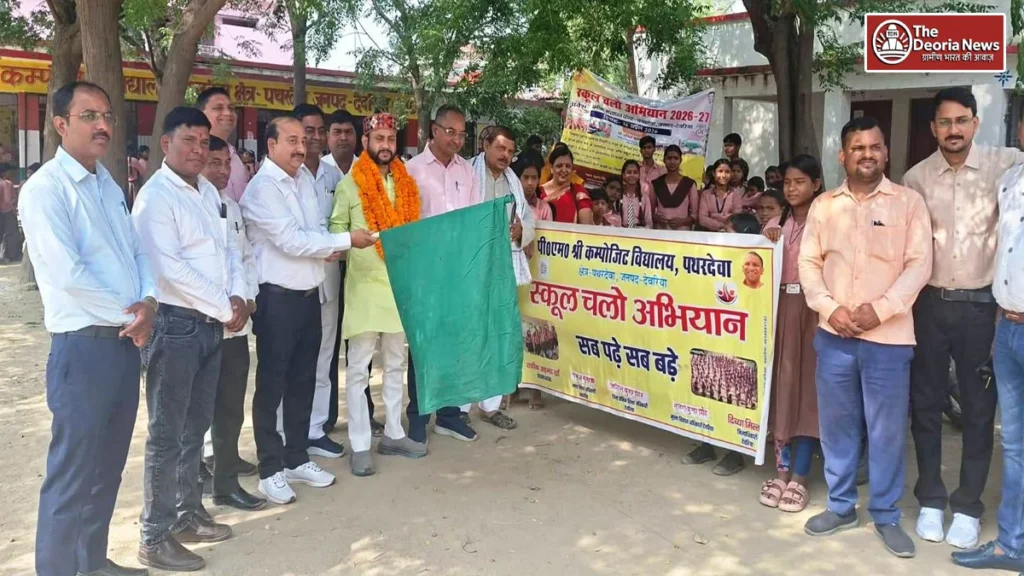 Deoria 'School Chalo' campaign in Pathardeva