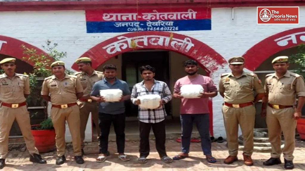 Deoria Arrived to supply ganja