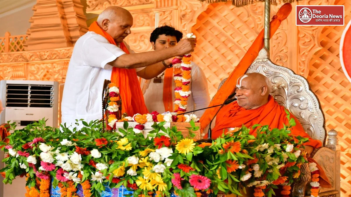 Attended the Shri Ram Katha in Lucknow.