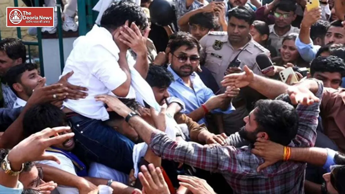 CJP founder during demonstration in Jaipur