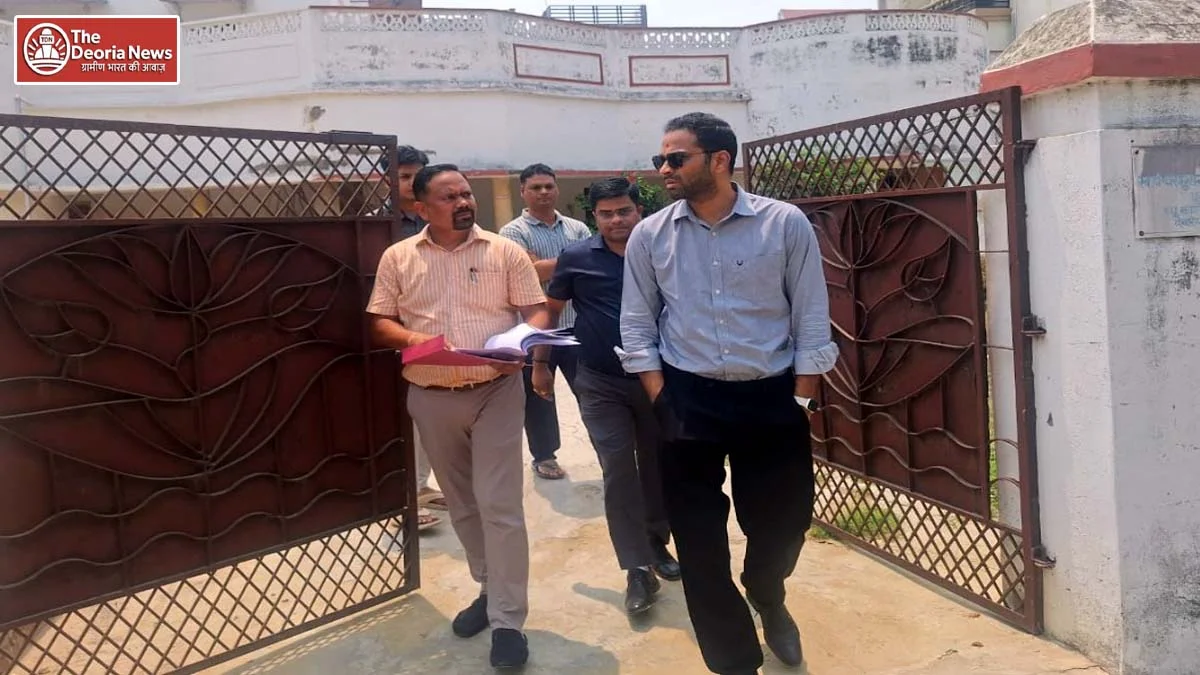 DM Madhusudan Hulgi in Deoria