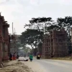 देवरिया: बिहार सीमा से पकहा तक भारी वाहनों की आवाजाही 20 जुलाई तक बंद, प्रवेश द्वार निर्माण के चलते लिया गया फैसला