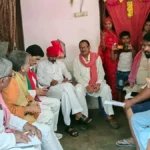 देवरिया : यमन हमले में मारे गए नाविक शिवानंद चौरसिया के घर पहुंचा सपा प्रतिनिधिमंडल, परिजनों को दी सांत्वना