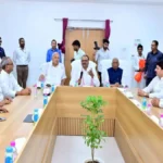 देवरिया मेडिकल कॉलेज में स्वास्थ्य मंत्री ब्रजेश पाठक ने की समीक्षा बैठक, जनस्वास्थ्य सेवाओं को लेकर दिए आवश्यक निर्देश