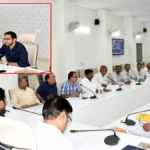 देवरिया: डीएम मधुसूदन हुल्गी ने व्यापार बंधु बैठक में दिए निर्देश, व्यापारियों की समस्याओं के त्वरित समाधान पर जोर