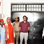 देवरिया में ईवीएम/वीवीपैट वेयरहाउस का मासिक बाह्य निरीक्षण, डीएम ने सुरक्षा व्यवस्था का लिया जायजा
