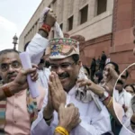इस्तीफे के बाद पहली बार संसद पहुंचे धर्मेंद्र प्रधान, भाजपा-NDA सांसदों ने लगाए ‘जिंदाबाद’ के नारे