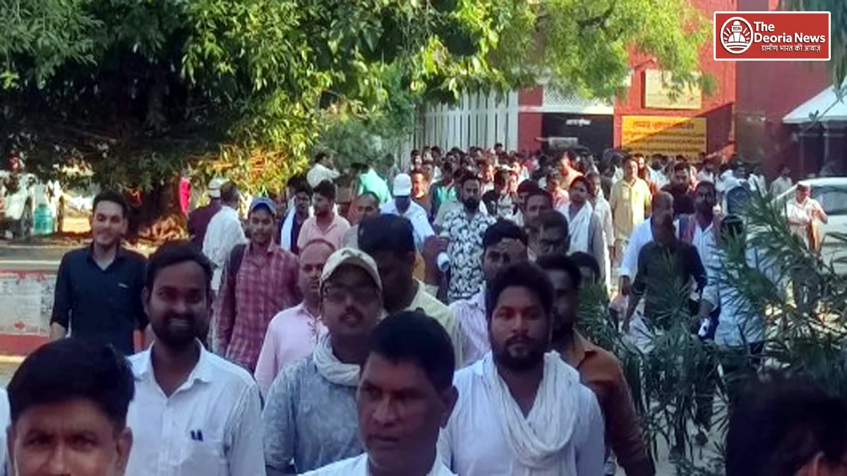 Three day teacher in Deoria