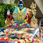 5 करोड़ की McLaren वाली कांवड़ ने खींचा सबका ध्यान, डमी कार में सवार हैं भगवान शिव; 40 लीटर गंगाजल से होगा अभिषेक