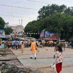 देवरिया में कसया रेलवे ढाले पर ओवरब्रिज को लेकर सियासत तेज, प्रशासन ने निर्माण पर लगाई रोक